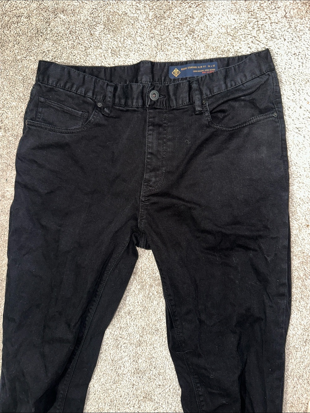 Roark Standard slim Fit black denim 36/32